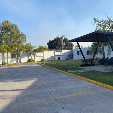 Hotel Bugari Aeropuerto Guadalajara Las Pintas Εξωτερικό φωτογραφία