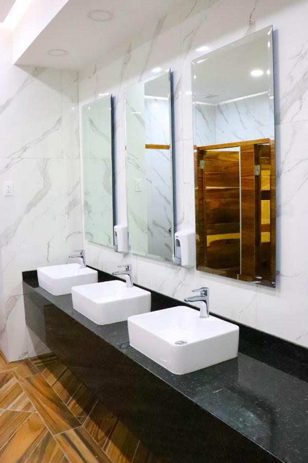 Hotel Bugari Aeropuerto Guadalajara Las Pintas Εξωτερικό φωτογραφία