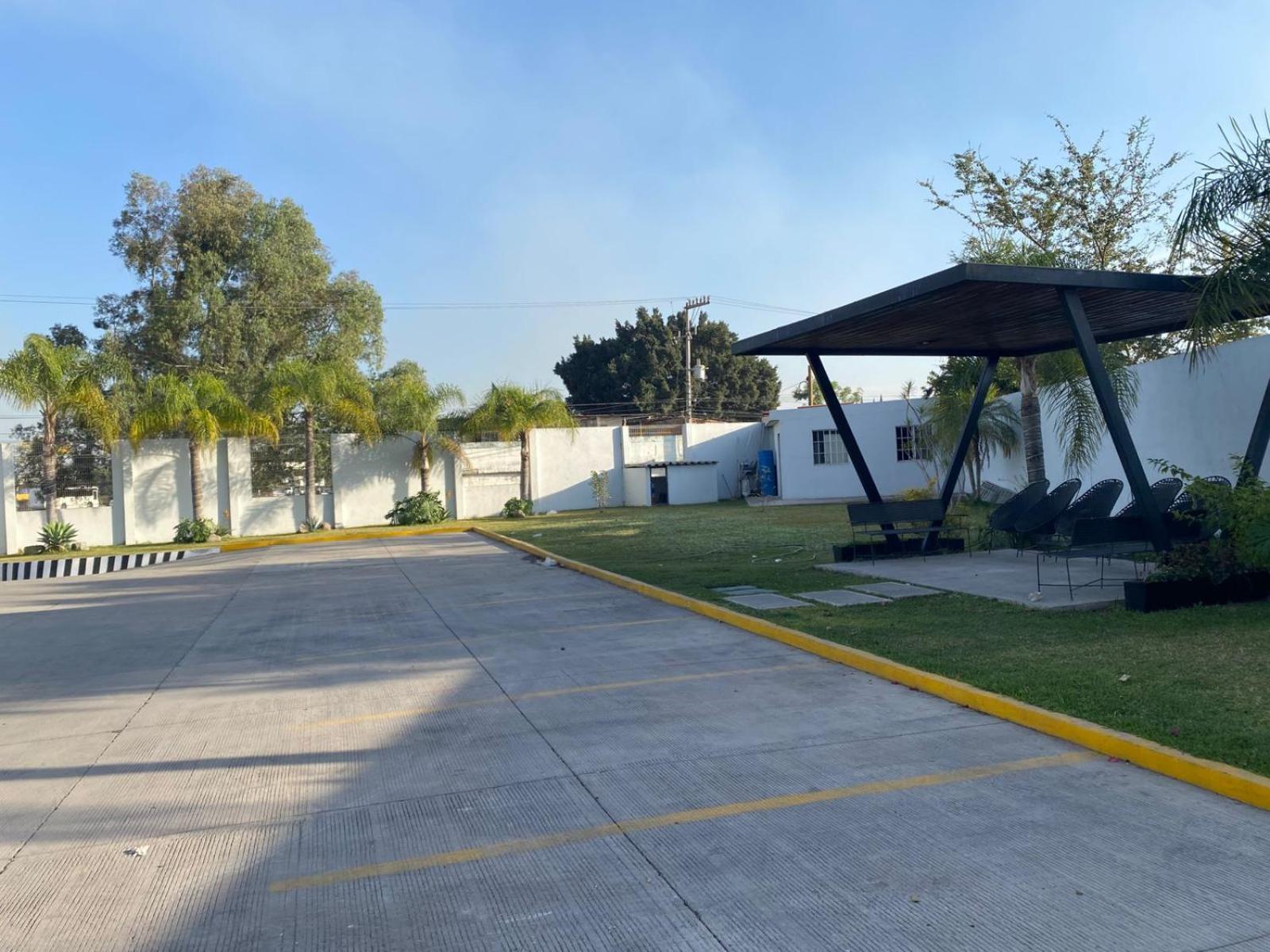 Hotel Bugari Aeropuerto Guadalajara Las Pintas Εξωτερικό φωτογραφία