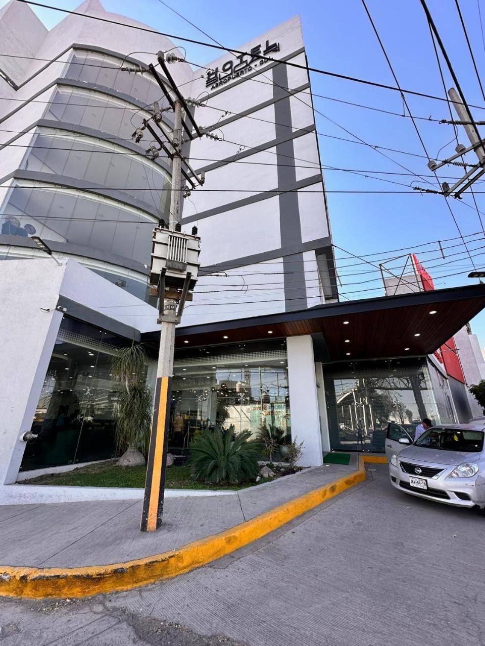 Hotel Bugari Aeropuerto Guadalajara Las Pintas Εξωτερικό φωτογραφία